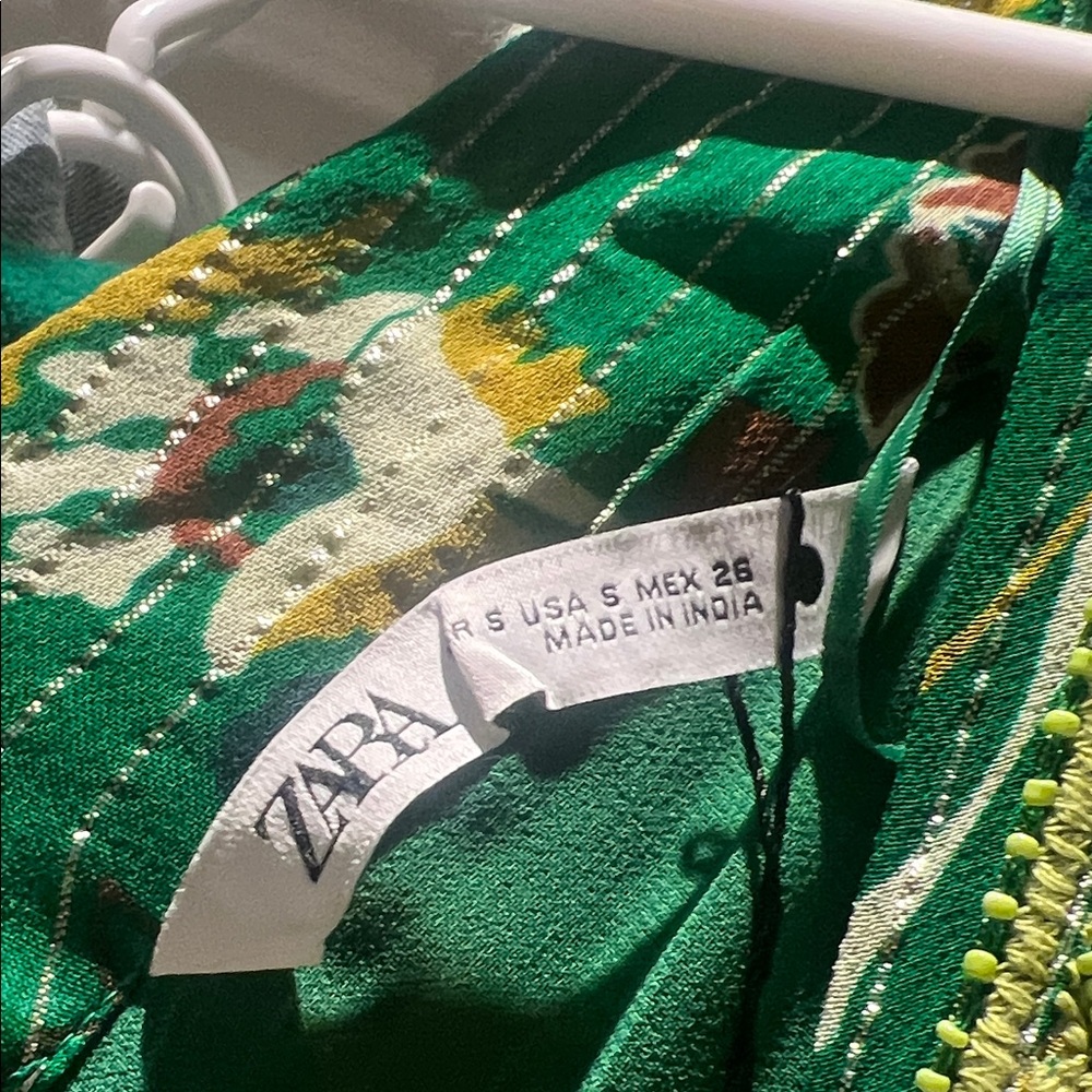 Zara Green and Yellow Patterned Kaftan - Picture 2 of 4